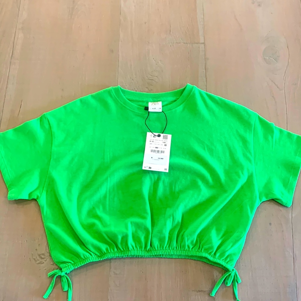 Zara kids shirt size 9-10/still has tags